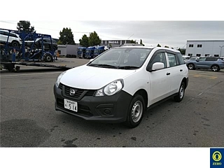 NISSAN AD 2020