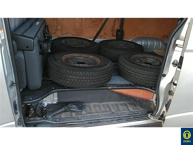 TOYOTA HIACE VAN 2016