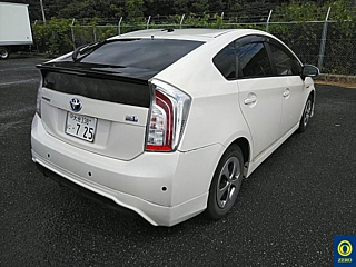 TOYOTA PRIUS 2014