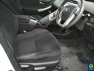TOYOTA PRIUS 2014