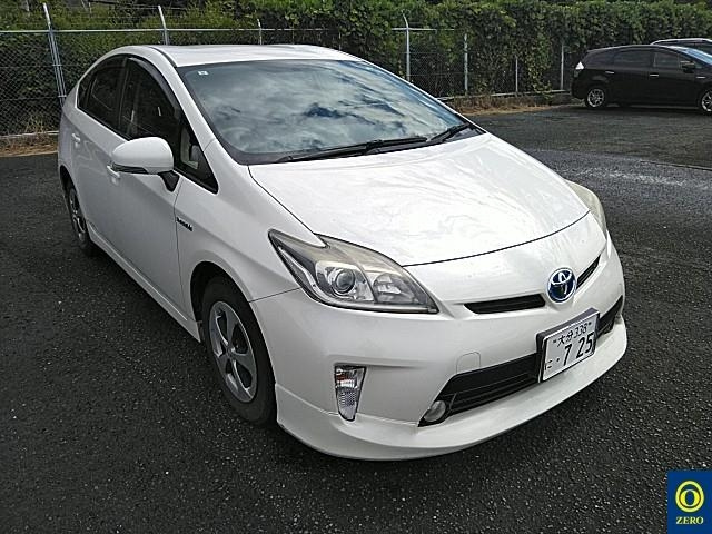 TOYOTA PRIUS 2014