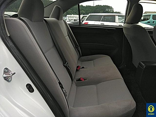 TOYOTA COROLLA AXIO 2016