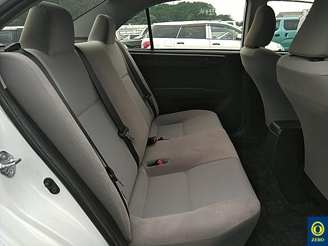 TOYOTA COROLLA AXIO 2016