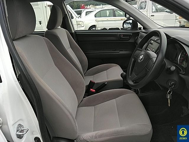 TOYOTA COROLLA AXIO 2016