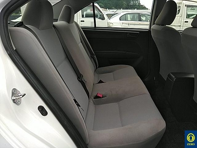 TOYOTA COROLLA AXIO 2016