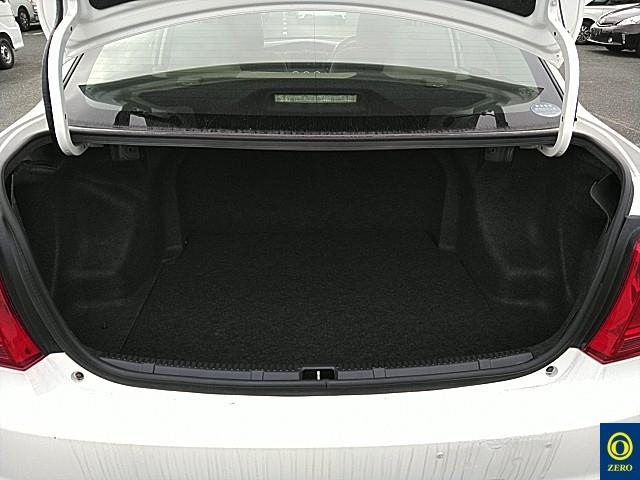 TOYOTA COROLLA AXIO 2016