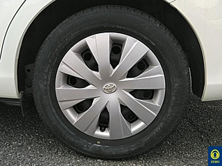 TOYOTA COROLLA AXIO 2016