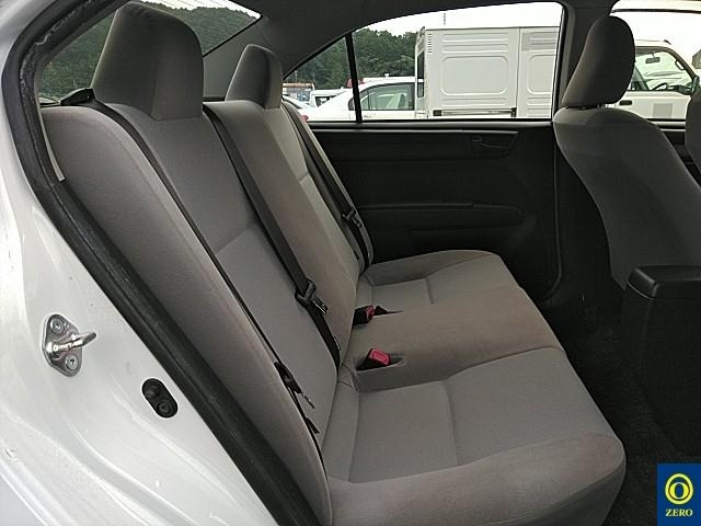 TOYOTA COROLLA AXIO 2016