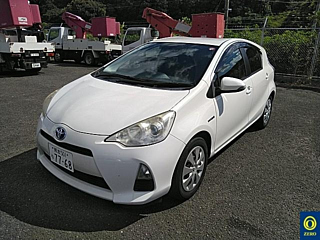 TOYOTA AQUA 2012