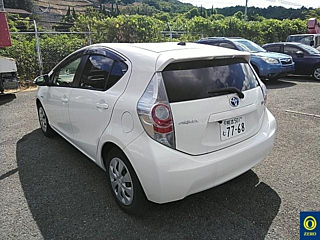 TOYOTA AQUA 2012