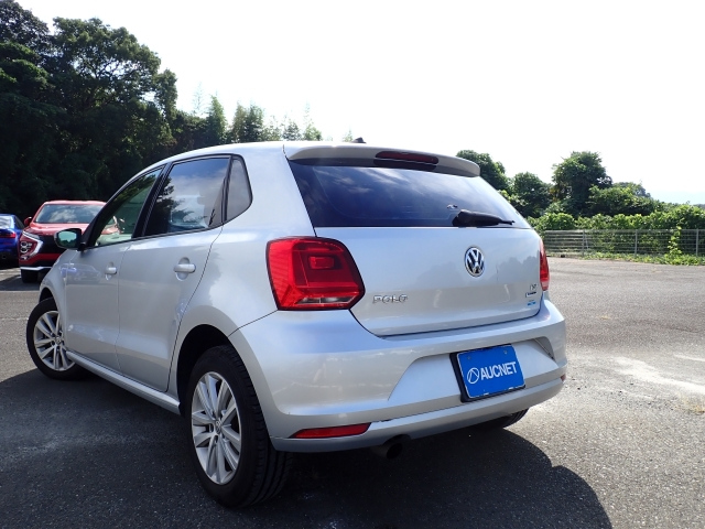 VOLKSWAGEN POLO 2017
