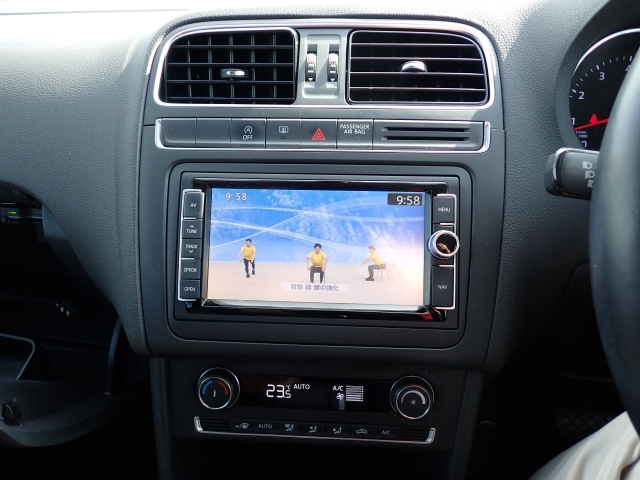 VOLKSWAGEN POLO 2017