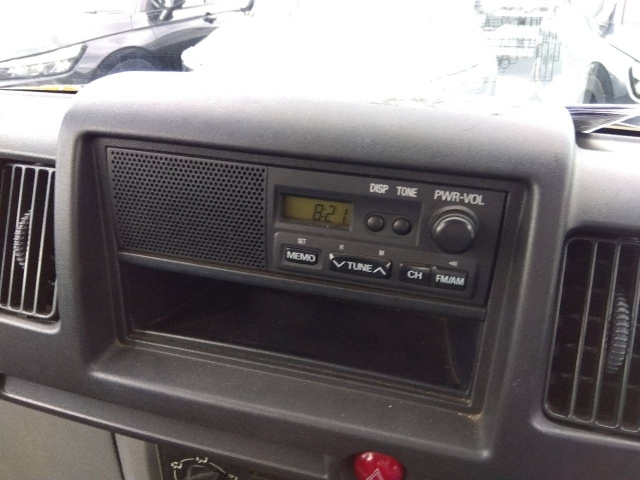 MITSUBISHI MINICAB VAN 2013