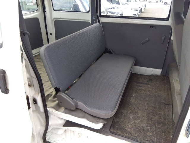MITSUBISHI MINICAB VAN 2013