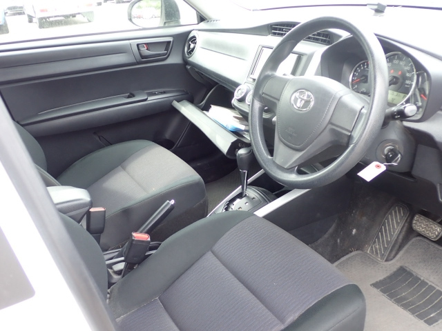 TOYOTA COROLLA FIELDER 2019