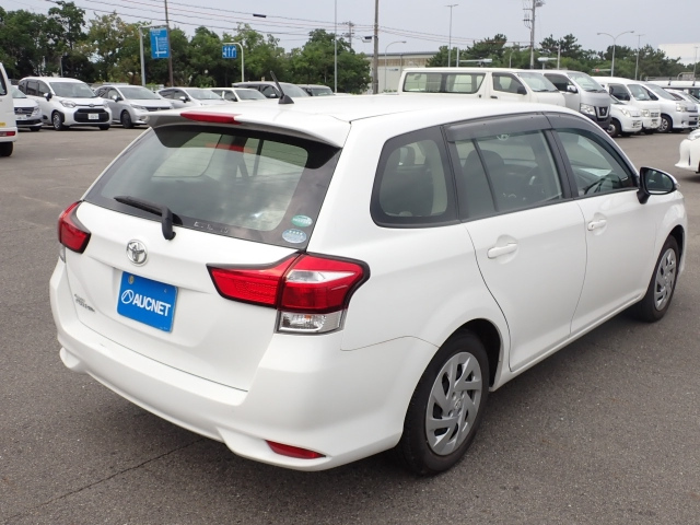 TOYOTA COROLLA FIELDER 2019
