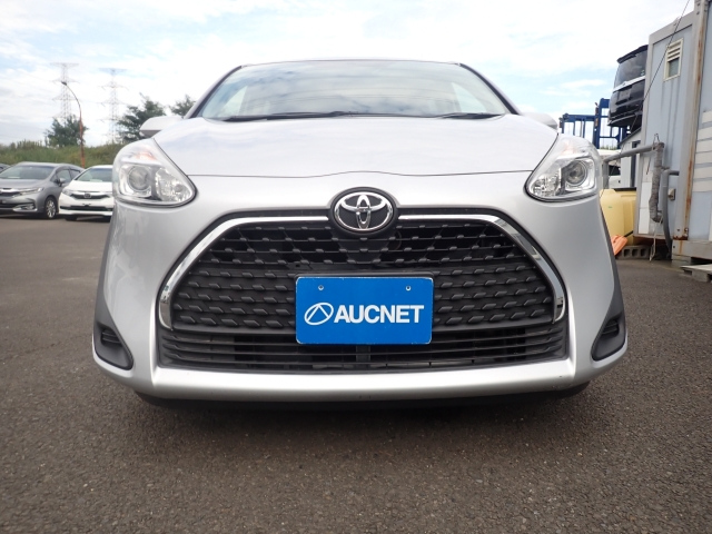 TOYOTA SIENTA 2019