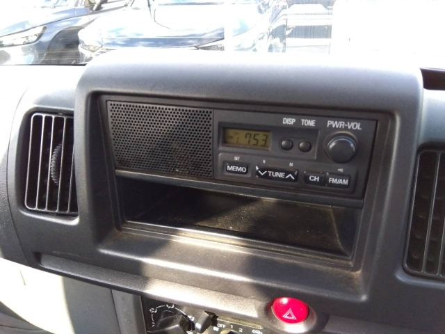 MITSUBISHI MINICAB VAN 2013