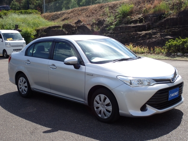 TOYOTA COROLLA AXIO 2016
