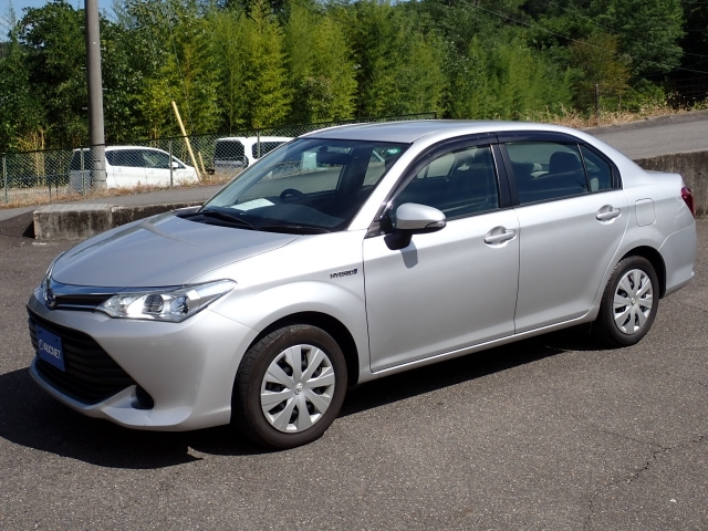 TOYOTA COROLLA AXIO 2016