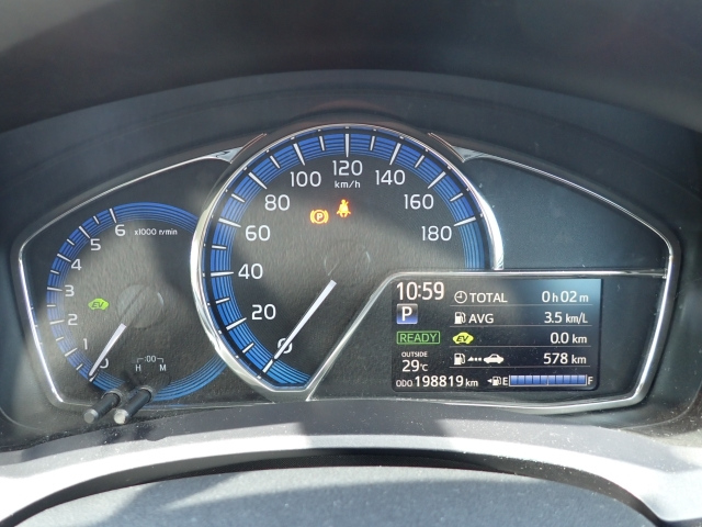 TOYOTA COROLLA AXIO 2016