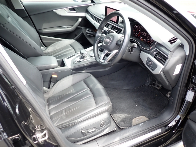 AUDI A4 2020