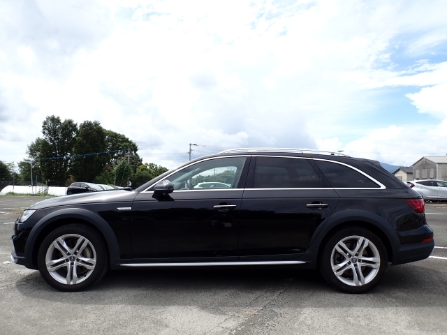 AUDI A4 2020