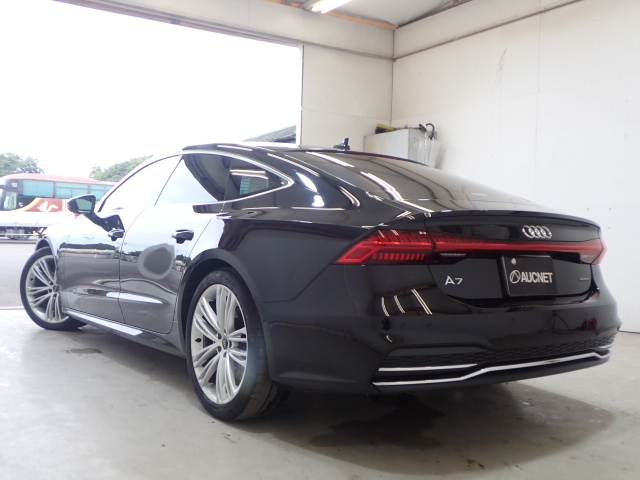 AUDI A7 2021
