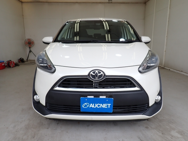 TOYOTA SIENTA 2018