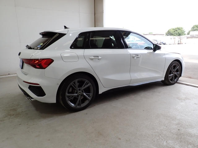 AUDI S3 2022