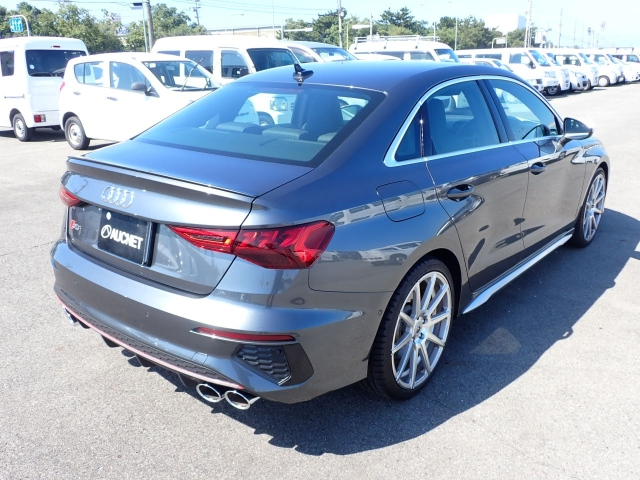 AUDI S3 2021