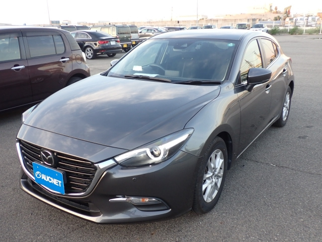 MAZDA AXELA 2018