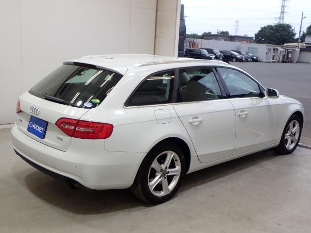 AUDI A4 2014
