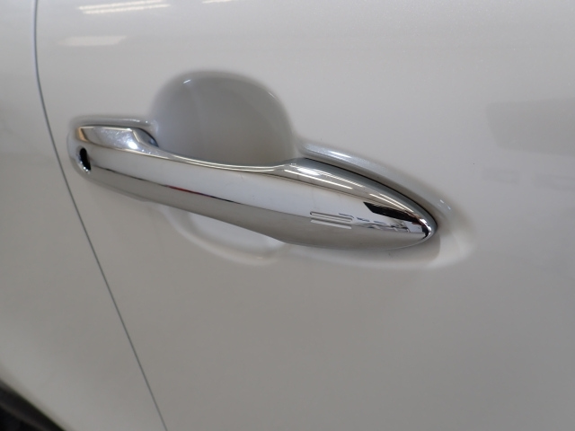 TOYOTA HARRIER 2020