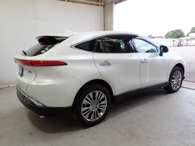 TOYOTA HARRIER 2020