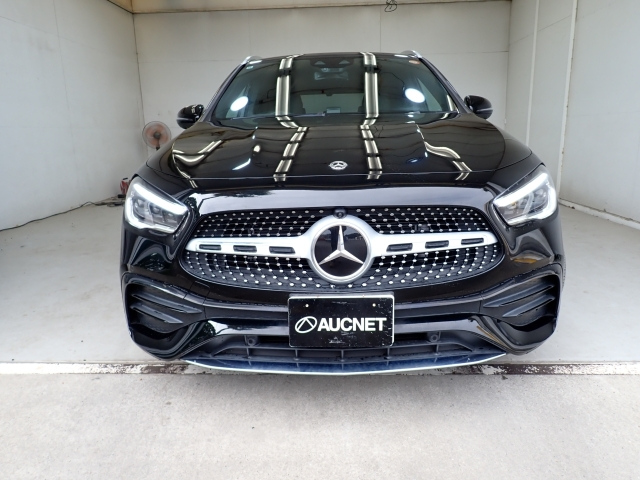 MERCEDES BENZ GLA CLASS 2022