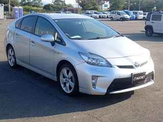 TOYOTA PRIUS 2013