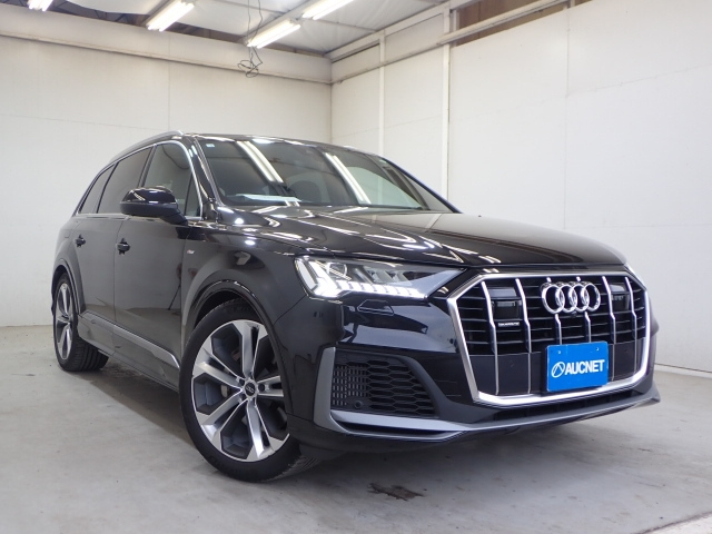 AUDI Q7 2020