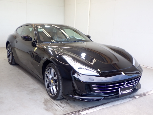 FERRARI GTC4LUSSO 2020