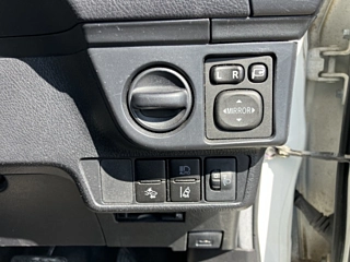 TOYOTA COROLLA FIELDER 2018
