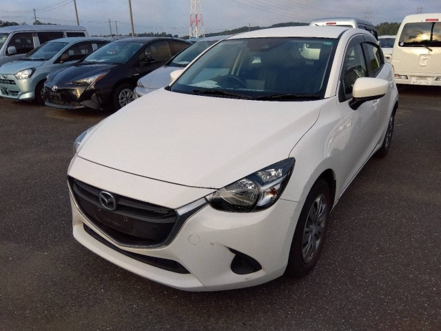MAZDA DEMIO 2018