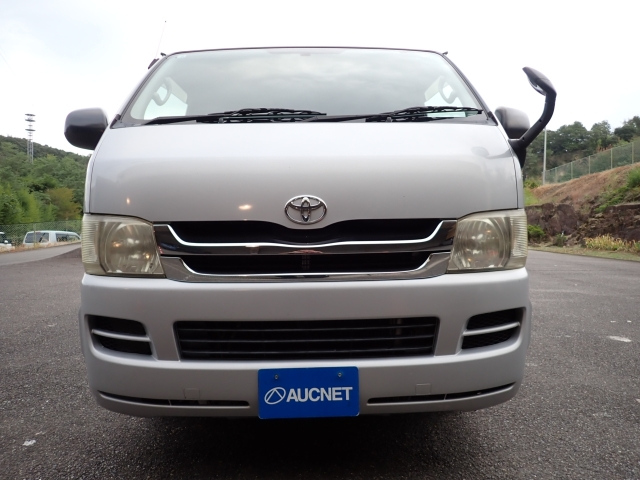 TOYOTA HIACE VAN 2008