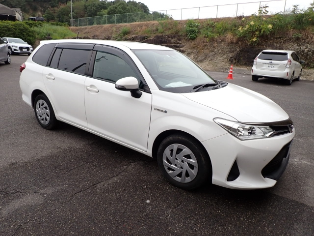 TOYOTA COROLLA FIELDER 2020