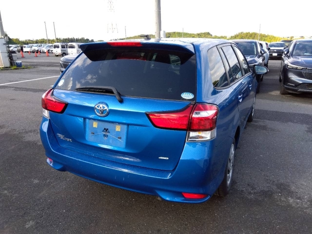 TOYOTA COROLLA FIELDER 2020