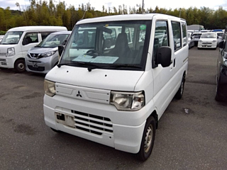 MITSUBISHI MINICAB VAN 2013