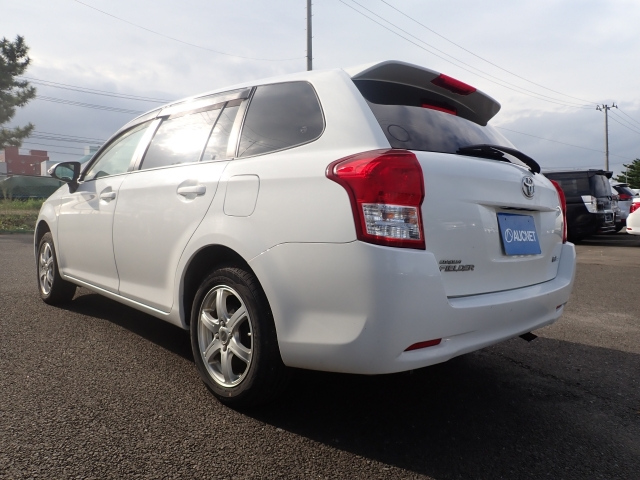 TOYOTA COROLLA FIELDER 2012
