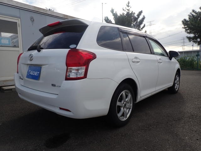 TOYOTA COROLLA FIELDER 2012