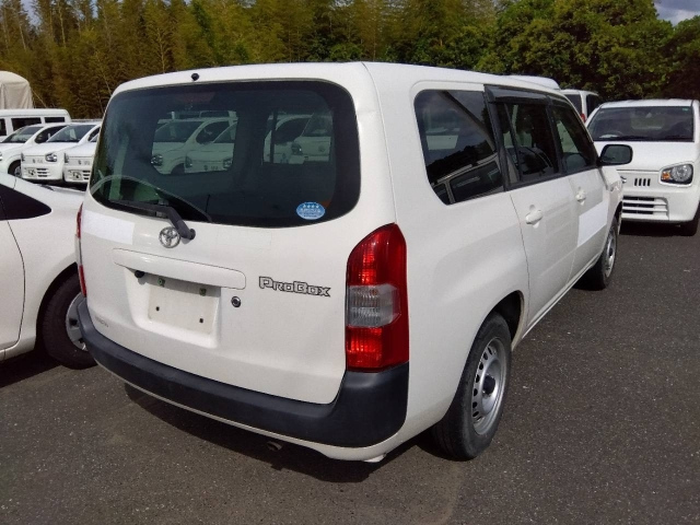 TOYOTA PROBOX 2019