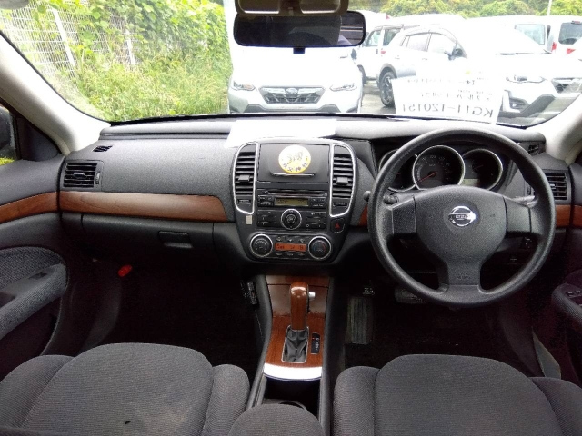 NISSAN SYLPHY 2010