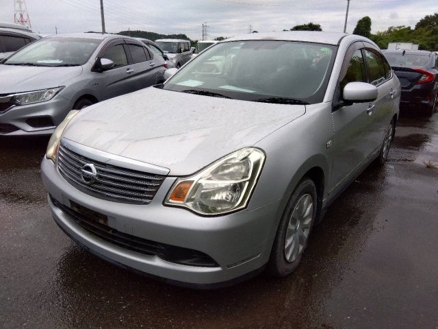 NISSAN SYLPHY 2010